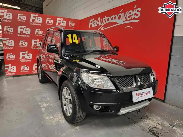 Carro Mitsubishi Pajero TR4 2014 2.0 16V 4X4 (Flex) (Aut)