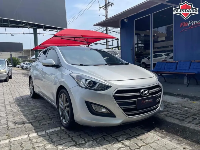 Hyundai i30 I30 1.8 16V MPI (Top)