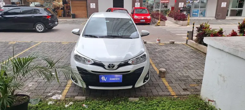 Toyota Yaris 1.5 XS Connect CVT (Flex)