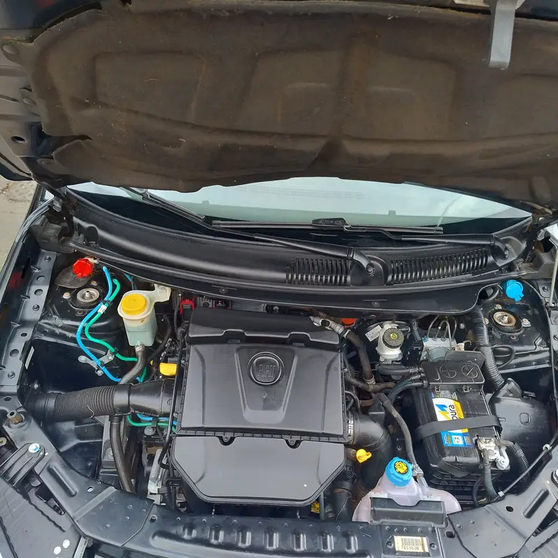 Fiat Grand Siena Essence 1.6 16V (Flex)