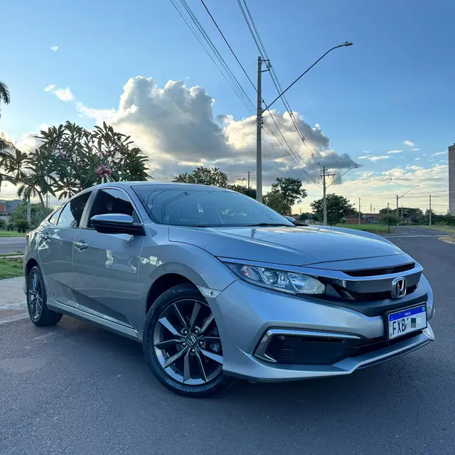 Carro Honda Civic 2021 2.0 LX CVT