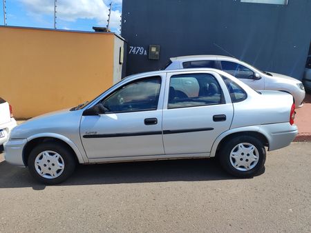 Classic Corsa Sedan  Life 1.0 VHC (Flex)