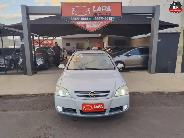 Carro Chevrolet Astra Sedan 2008 Advantage 2.0 (Flex)