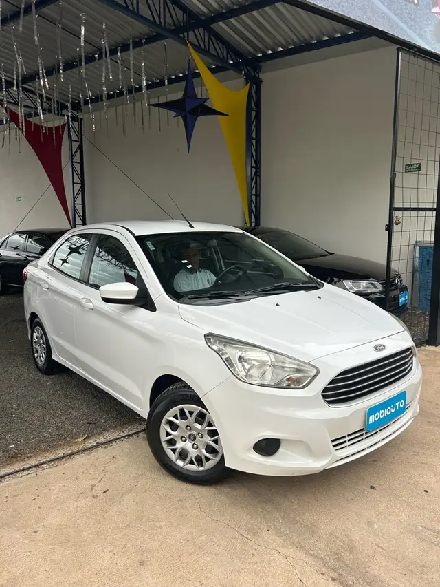 Carro Ford Ka Sedan 2015 SE 1.5 16v (Flex)