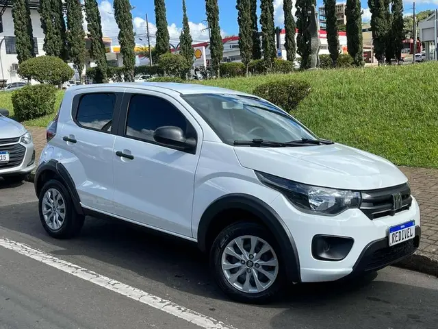 Carro Fiat Mobi 2023 Like 1.0 (Flex)