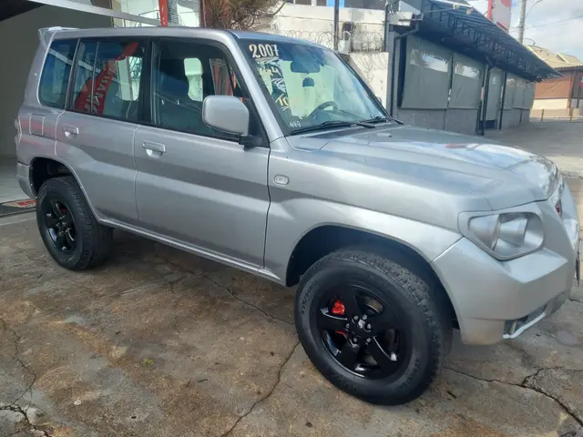 Carro Mitsubishi Pajero TR4 2007 2.0 16V Long Range (aut)