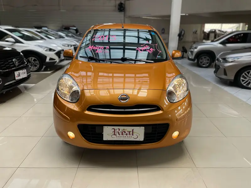 Nissan March 1.6 16V S (Flex)
