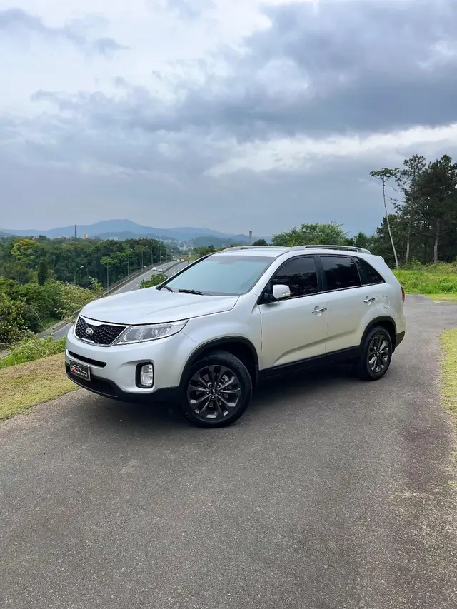 Carro Kia Sorento 2015 2.4 16V 4x2 (Aut)
