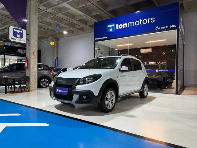 Carro Renault Sandero Stepway 2014 1.6 8V (flex)