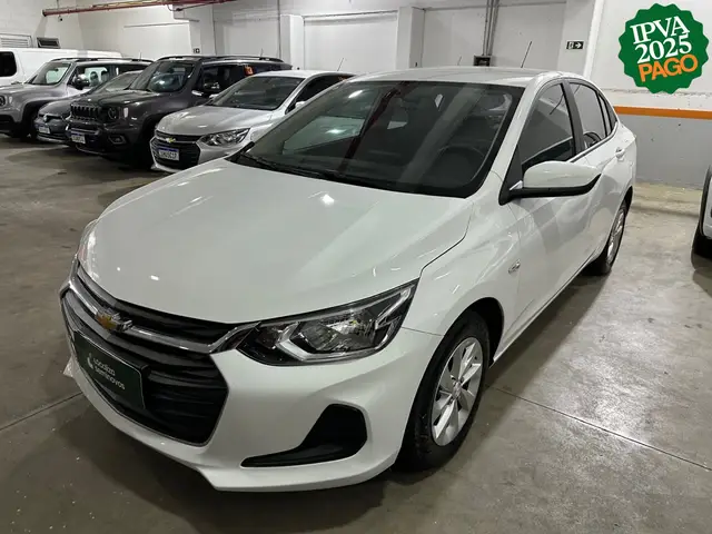 Carro Chevrolet Onix Plus 2023 LT 1.0