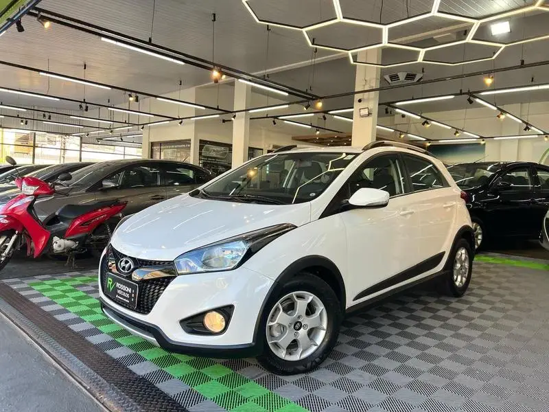 Hyundai HB20X Style 1.6 (Aut) (Flex)