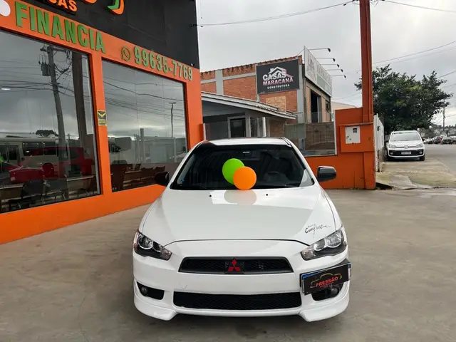 Carro Mitsubishi Lancer 2013 2.0 16V