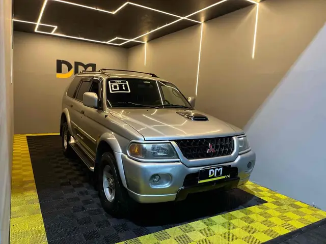 Carro Mitsubishi Pajero Sport 2001 SE 4x4 2.8