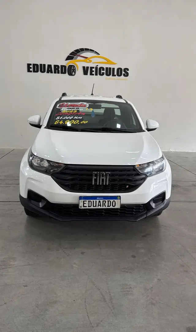 Carro Fiat Strada 2023 Freedom 1.3 CS Plus (Flex)
