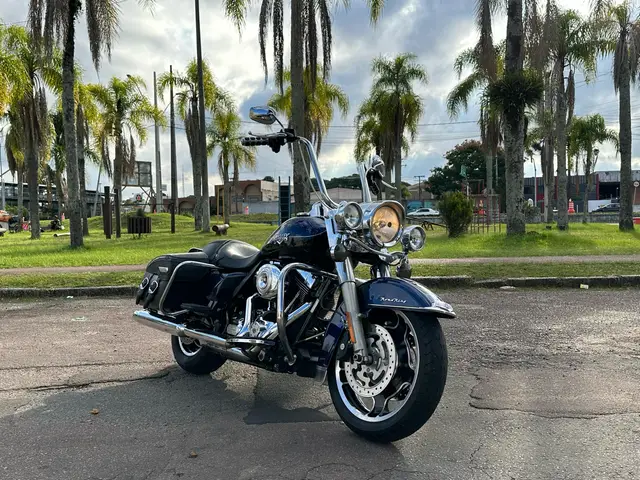 Carro Harley-Davidson Touring 2013 Road King Classic