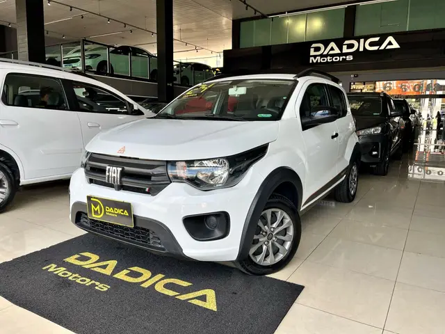 Carro Fiat Mobi 2024 Trekking 1.0