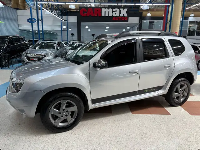Carro Renault Duster 2014 2.0 16V Dynamique (Flex)(Aut)