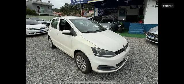 Carro Volkswagen Fox 2017 1.6 MSI Trendline (Flex)