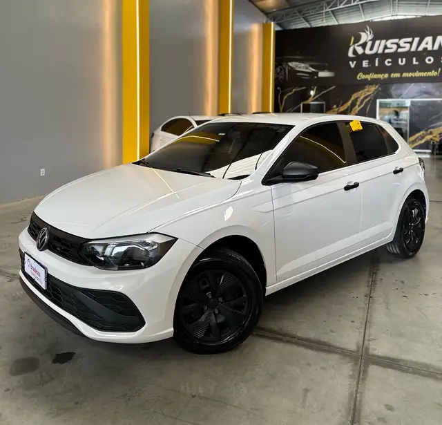 Carro Volkswagen Polo 2025 Track 1.0 Flex 12V 5p