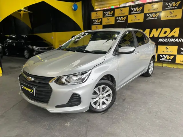 Carro Chevrolet Onix Plus 2023 LT 1.0