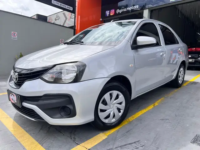 Carro Toyota Etios 2020 X Plus 1.5 (Aut) (Flex)