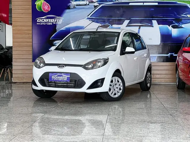Carro Ford Fiesta Hatch 2013 Rocam 1.0 (Flex)