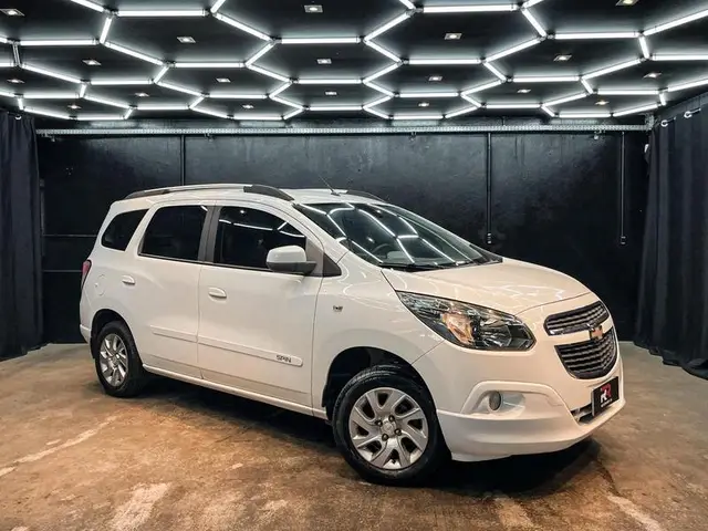 Carro Chevrolet Spin 2014 LTZ 7S 1.8 (Flex)