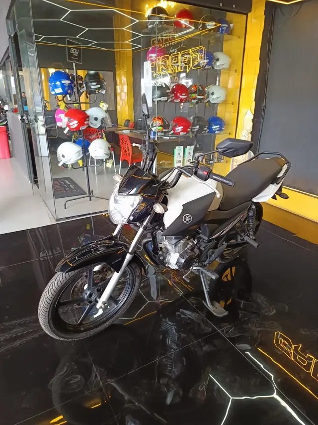 Carro Yamaha YBR 150 Factor 2023 150i ED