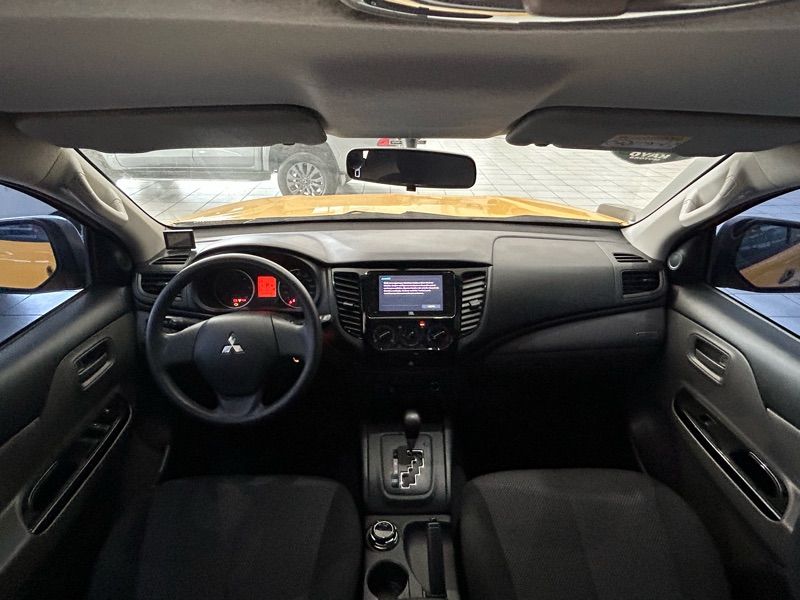 L200 Triton Savana Savana 2.4 Turbo 4X4 (Aut)