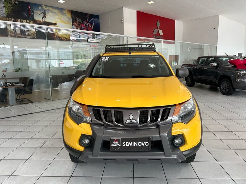 L200 Triton Savana Savana 2.4 Turbo 4X4 (Aut)