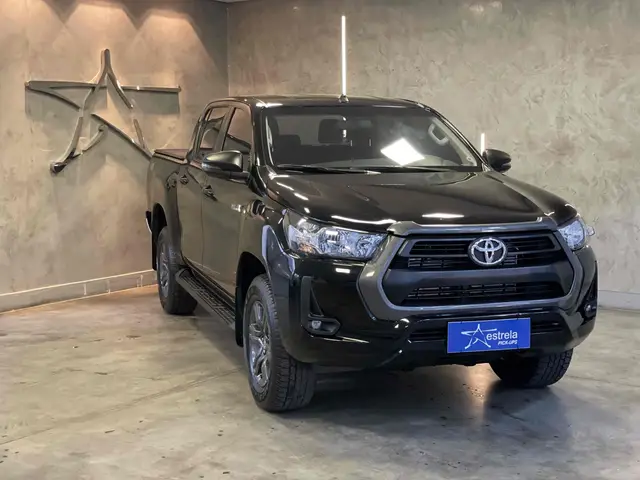 Carro Toyota Hilux Cabine Simples 2024 4x4 2.8 Diesel