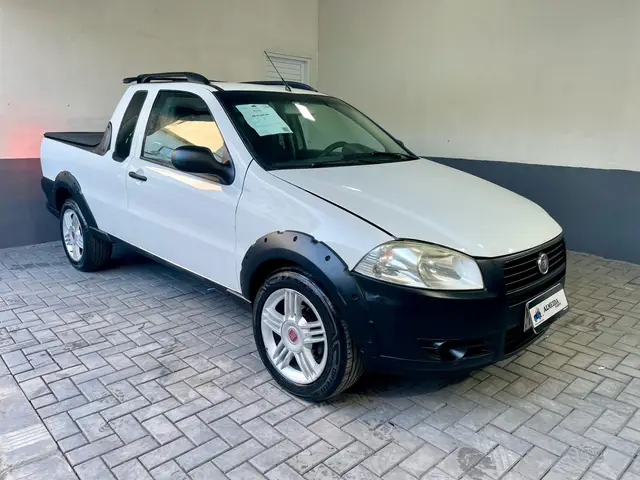 Carro Fiat Strada 2013 Working 1.4 (Flex) (Cabine Estendida)
