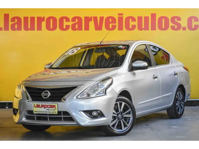 Nissan Versa 1.6 16V Unique CVT (Flex)