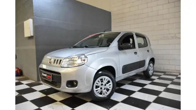 Carro Fiat Uno 2014 Vivace 1.0 8V (Flex) 4p