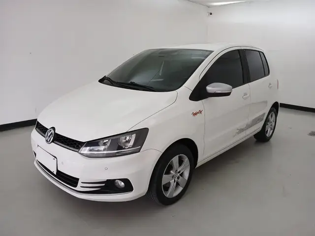 Carro Volkswagen Fox 2016 1.6 MSI Rock in Rio (Flex)