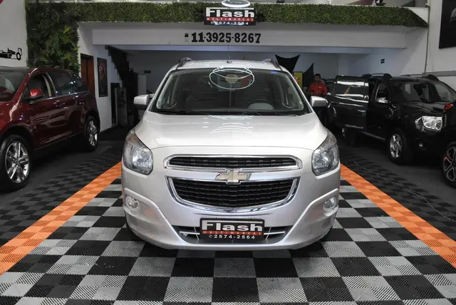 Carro Chevrolet Spin 2016 LTZ 7S 1.8 (Flex) (Aut)