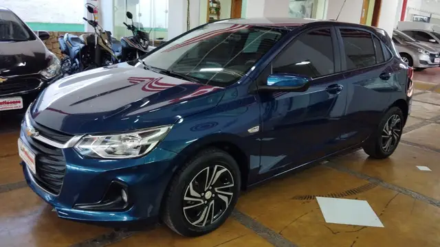 Carro Chevrolet Onix 2024 LT 1.0