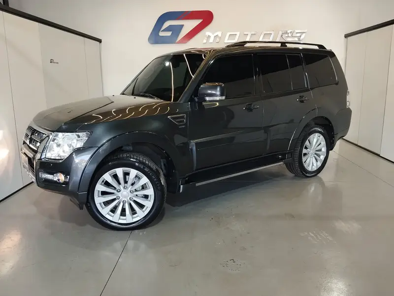 Mitsubishi Pajero Full 3.2 DI-D 5D HPE 4WD