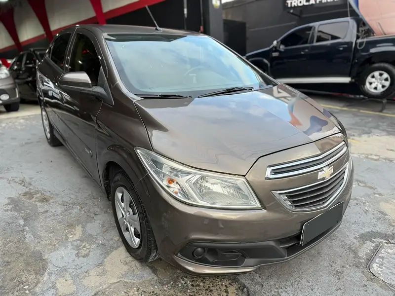 Chevrolet Onix 1.0 LT SPE/4