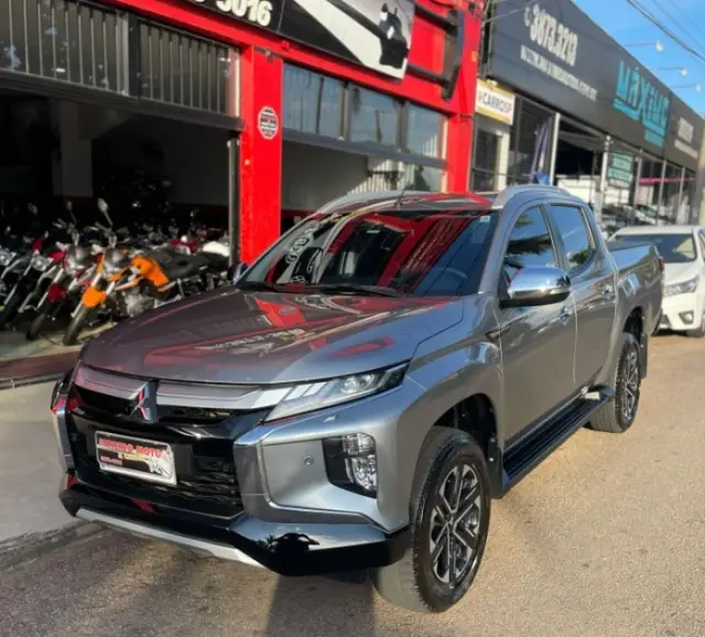 Carro Mitsubishi L200 Triton 2025 GLS 2.4 Turbo