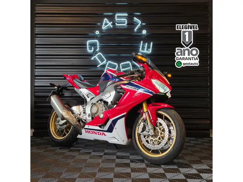 Honda CBR 1000RR Fireblade SP