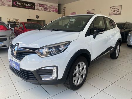Captur Life 1.6 16v SCe CVT (Flex)