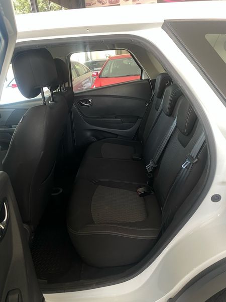 Captur Life 1.6 16v SCe CVT (Flex)