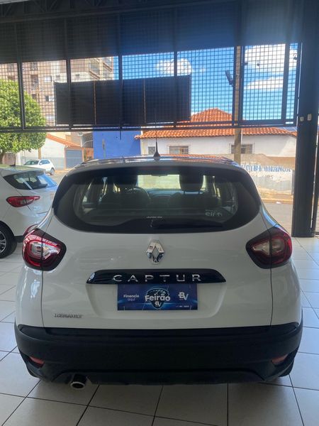 Captur Life 1.6 16v SCe CVT (Flex)