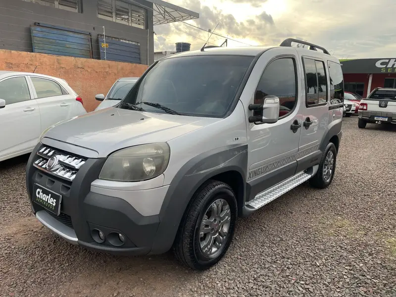 Fiat Doblò Adventure 1.8 16V (Flex)
