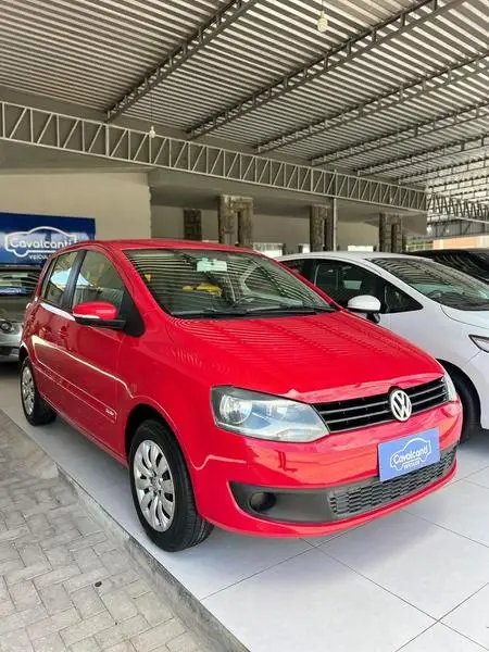 Carro Volkswagen Fox 2014 1.0 TEC (Flex) 4p