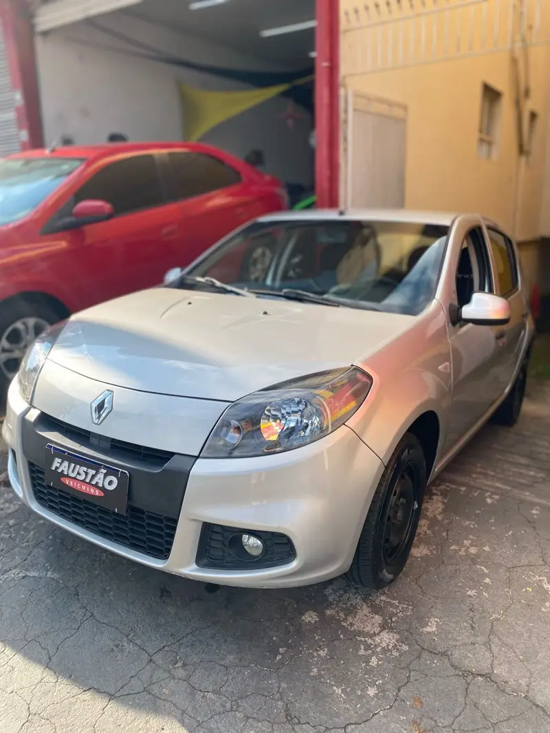 Renault Sandero Expression 1.0 16V (flex)