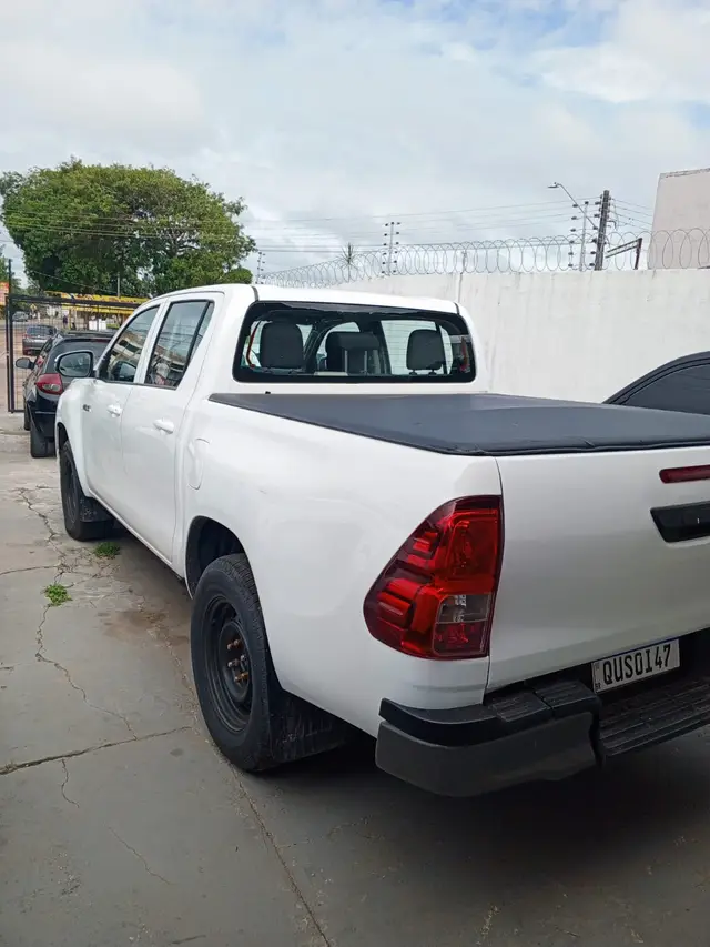 Carro Toyota Hilux Cabine Dupla 2020 Hilux 2.8 TDI CD STD Power Pack 4x4
