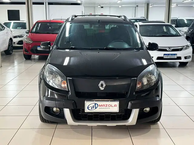 Carro Renault Sandero Stepway 2014 1.6 16V Hi-Flex (aut)