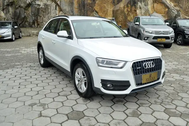 Carro Audi Q3 2013 2.0 TFSI Ambition S Tronic Quattro